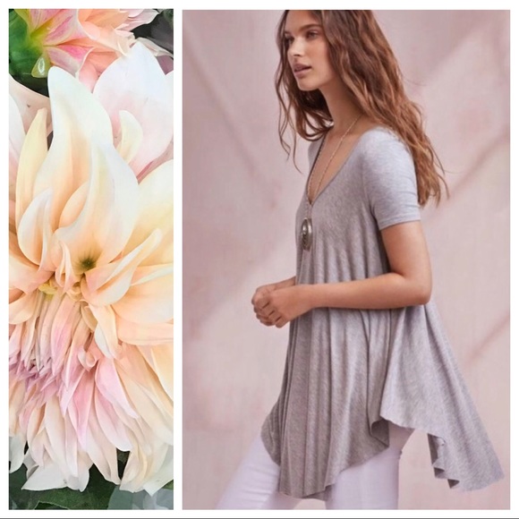 Anthropologie Tops - Anthro eri + ali Ellery Grey Swing Tee Size Medium